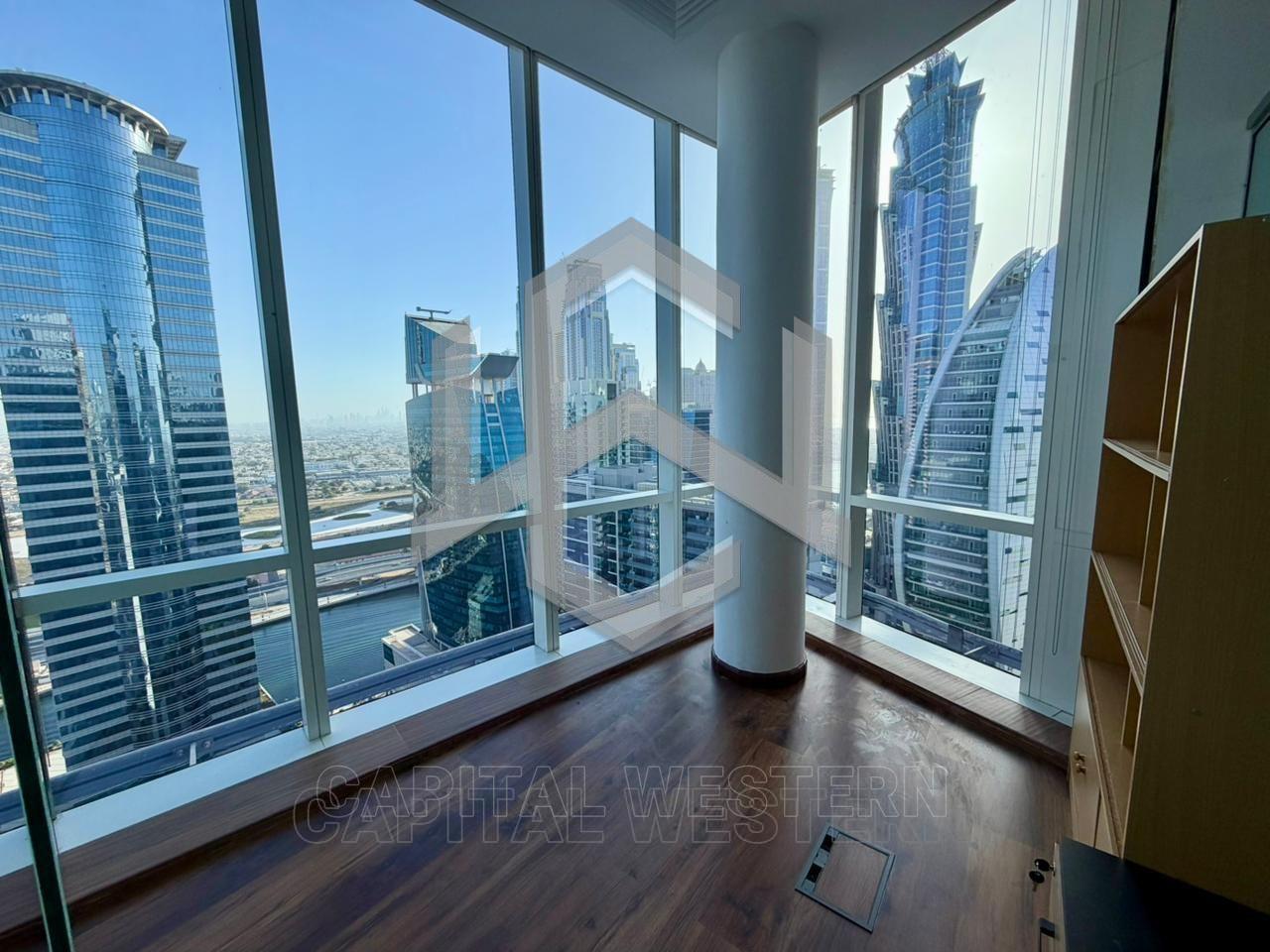 Modern Office Space | Canal View | Partitioned