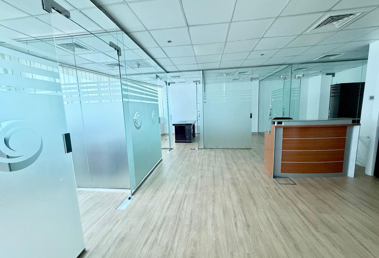 Furnished Office | Canal View | 5 Cabins