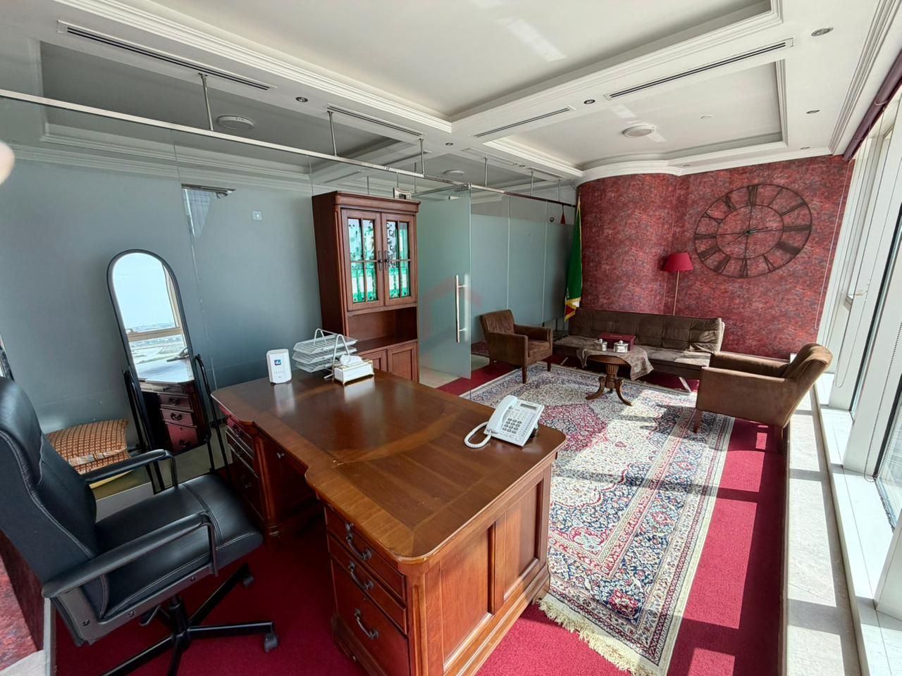 Fully Furnished, Best View-Canal & Racecourse View — 2