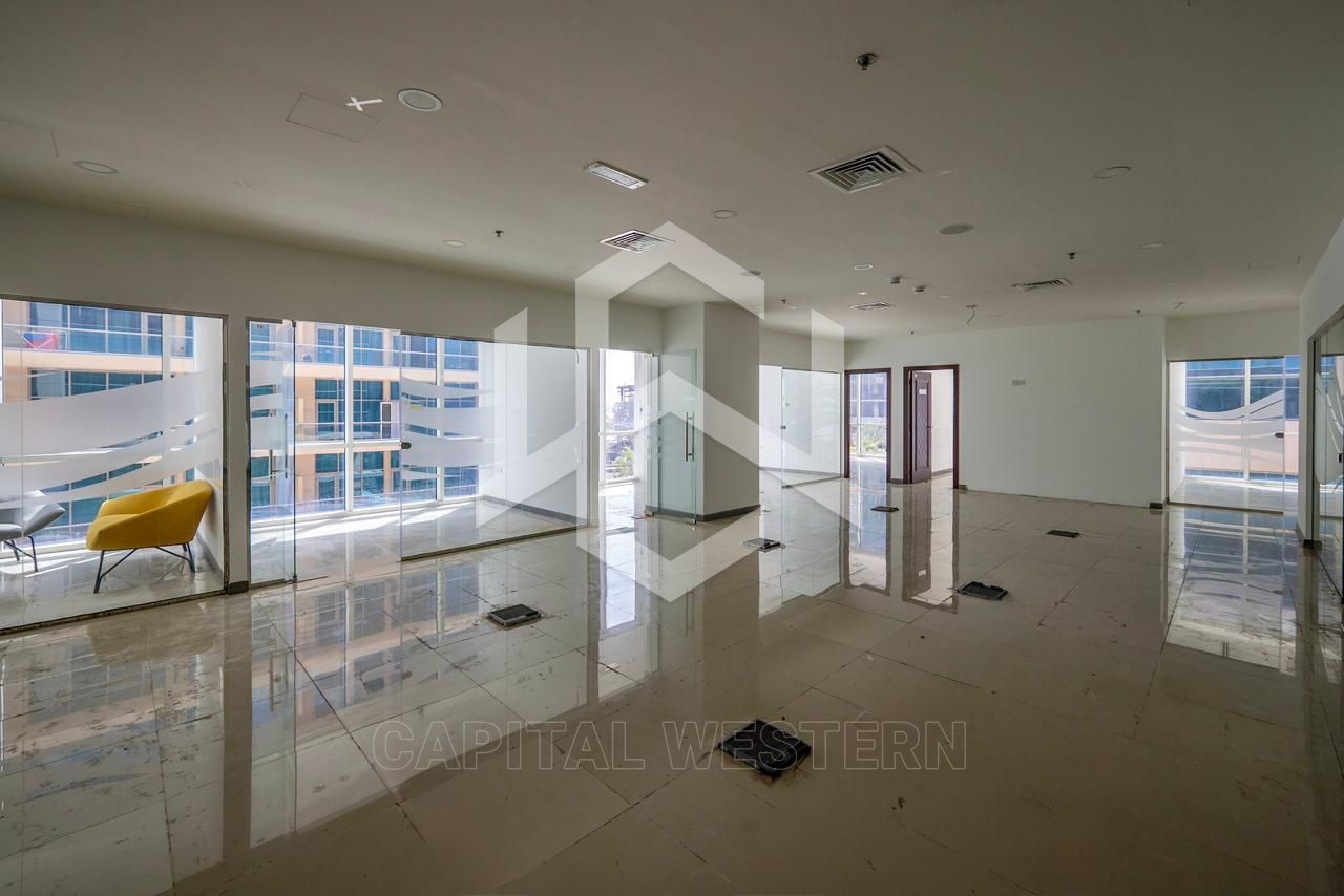 Prime Location | 8 Parkings | Spacious Office