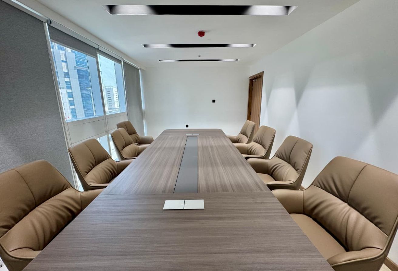 Business Center | Prime Location | Various Units — 4