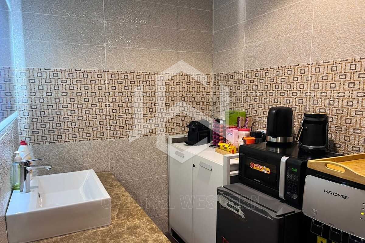 Furnished Office | Glass-Partitioned | Canal View — 4