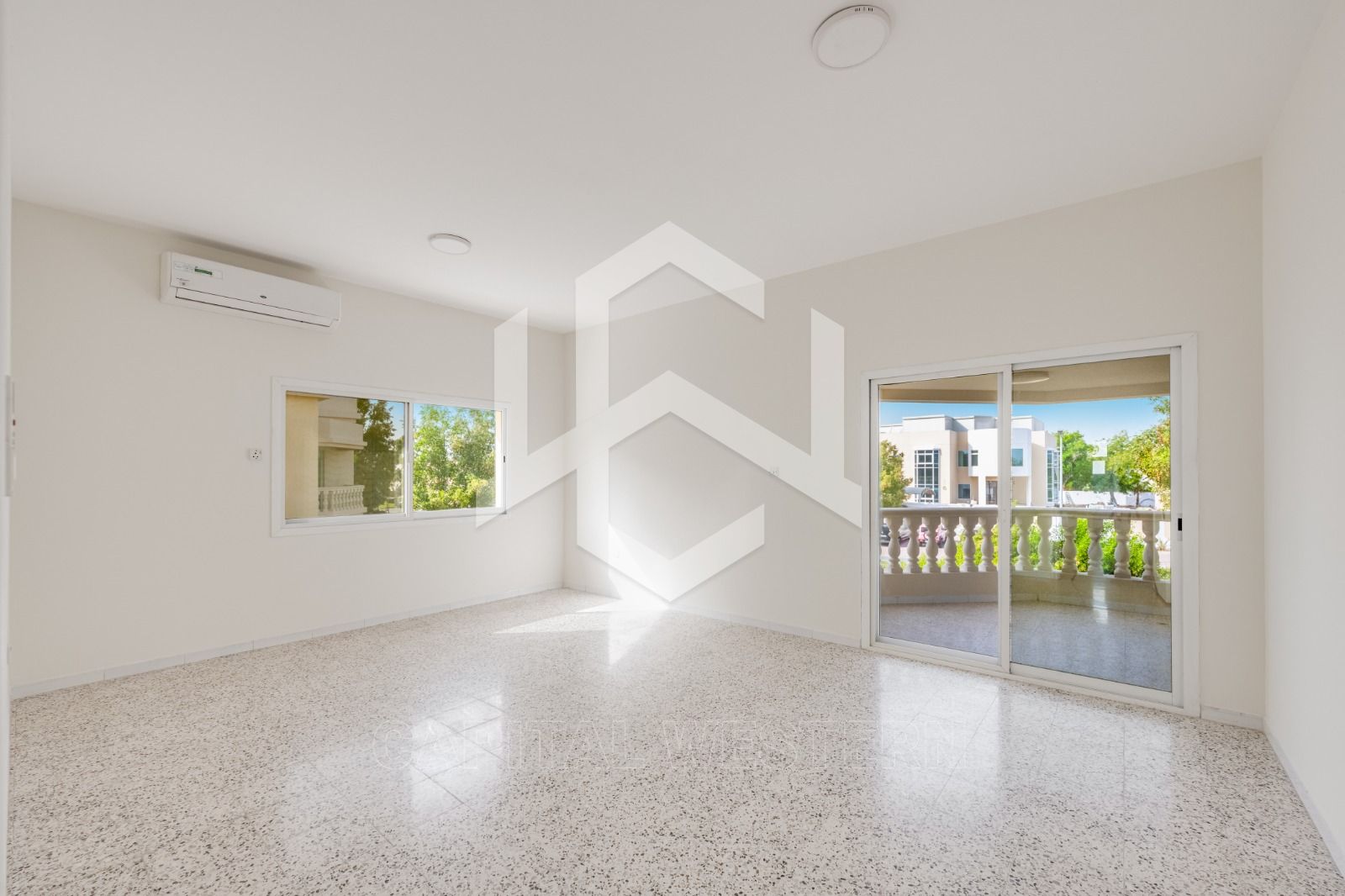 Unique Villa | Prime Location | Spacious — 4