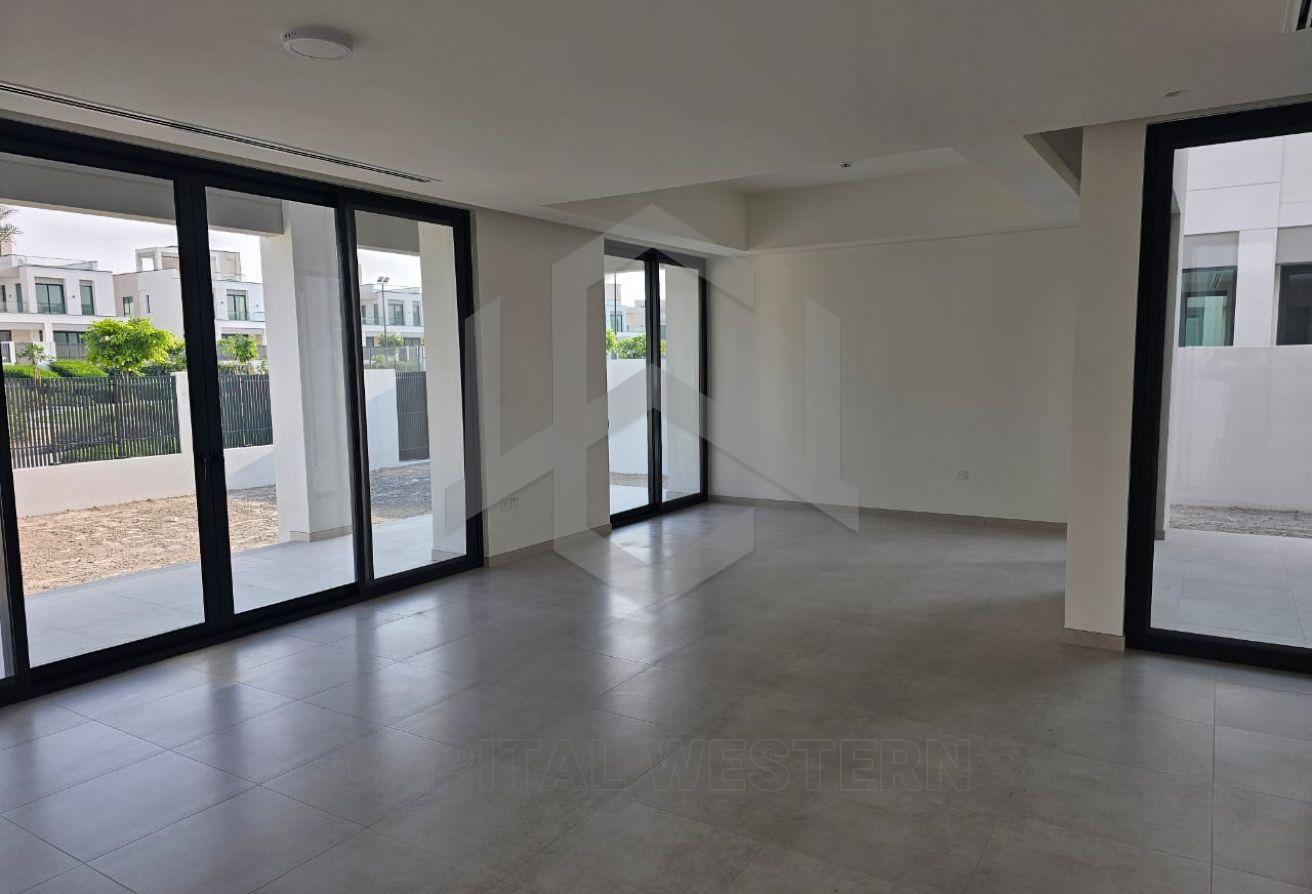 Ready to Move | Facing Amenities | Private Garden — 3