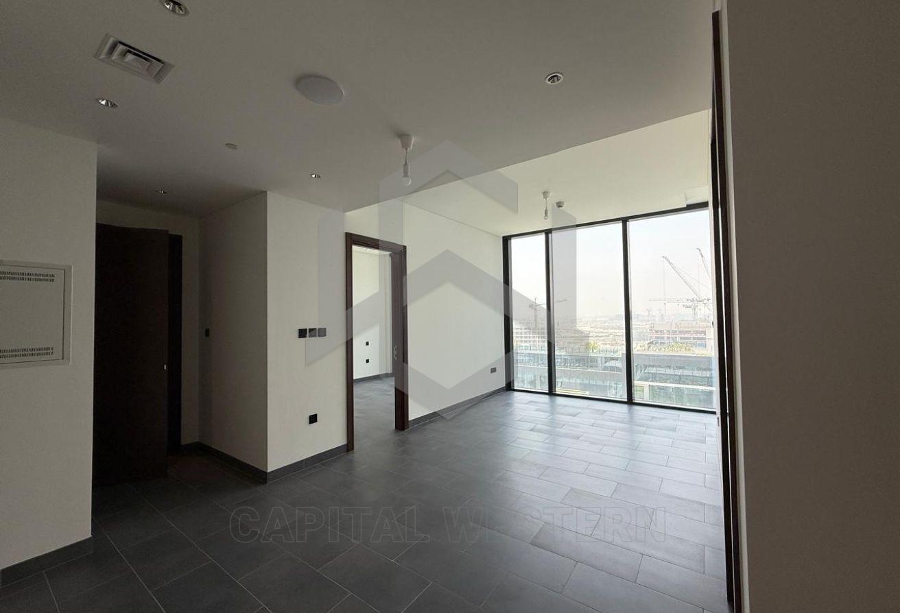 Pool View | 2 Bedrooms | Ready to Move — 3