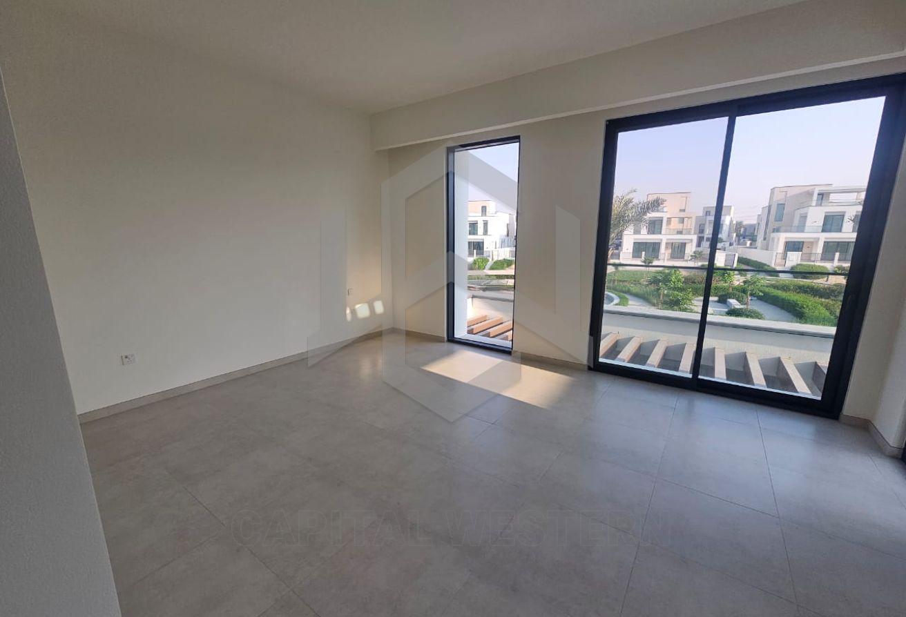 Ready to Move | Facing Amenities | Private Garden — 4