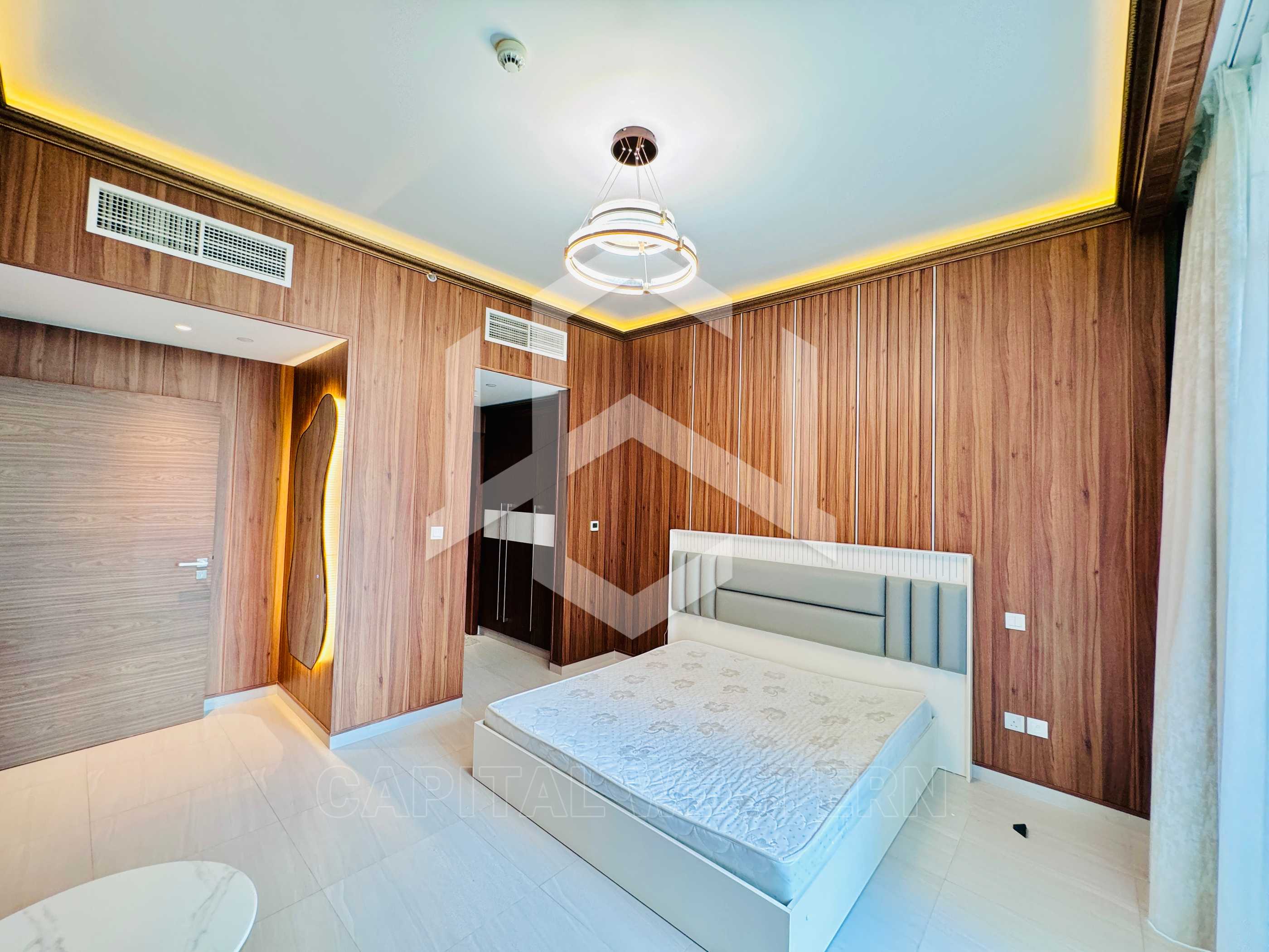 Near Metro | Fully Furnished & Upgraded | Vacant — 4