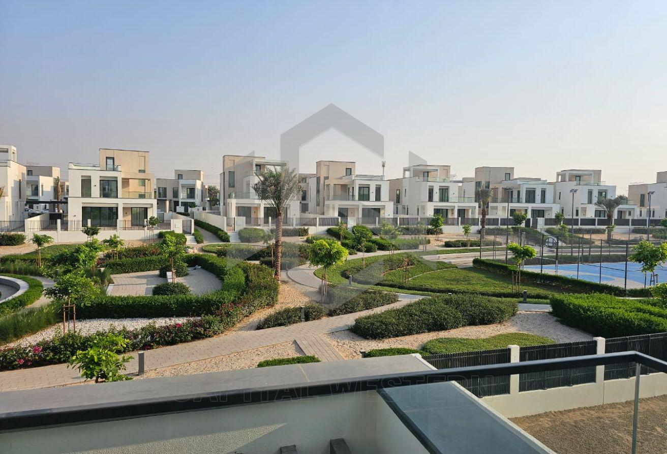 Ready to Move | Facing Amenities | Private Garden