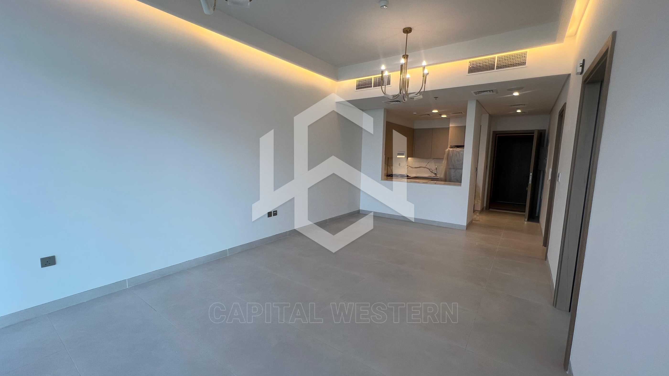 Spacious 1BR | Open View | Prime Location — 4