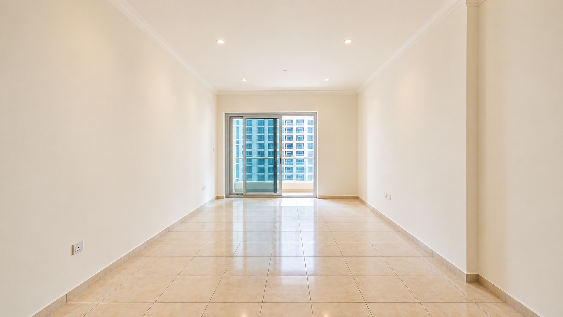City View | Prime Location | Ready to Move