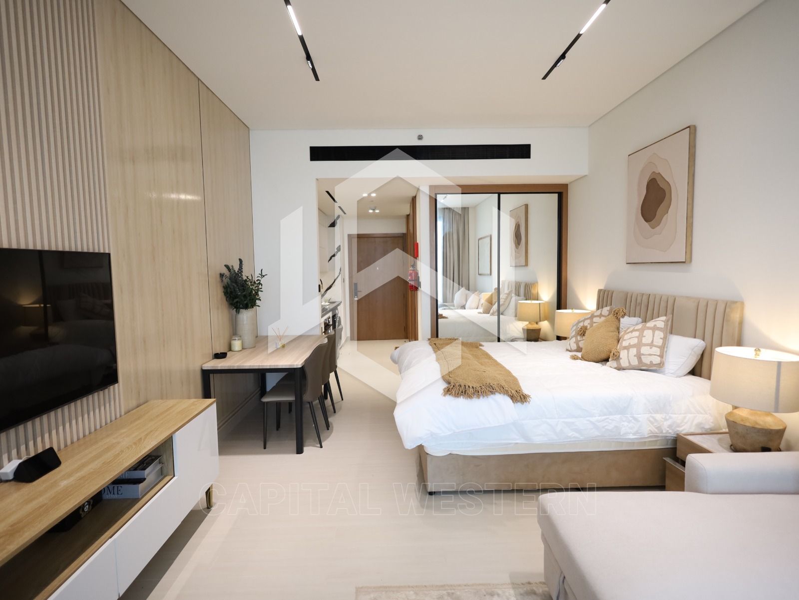 Smart Home System |Private Jacuzzi | Canal View — 4