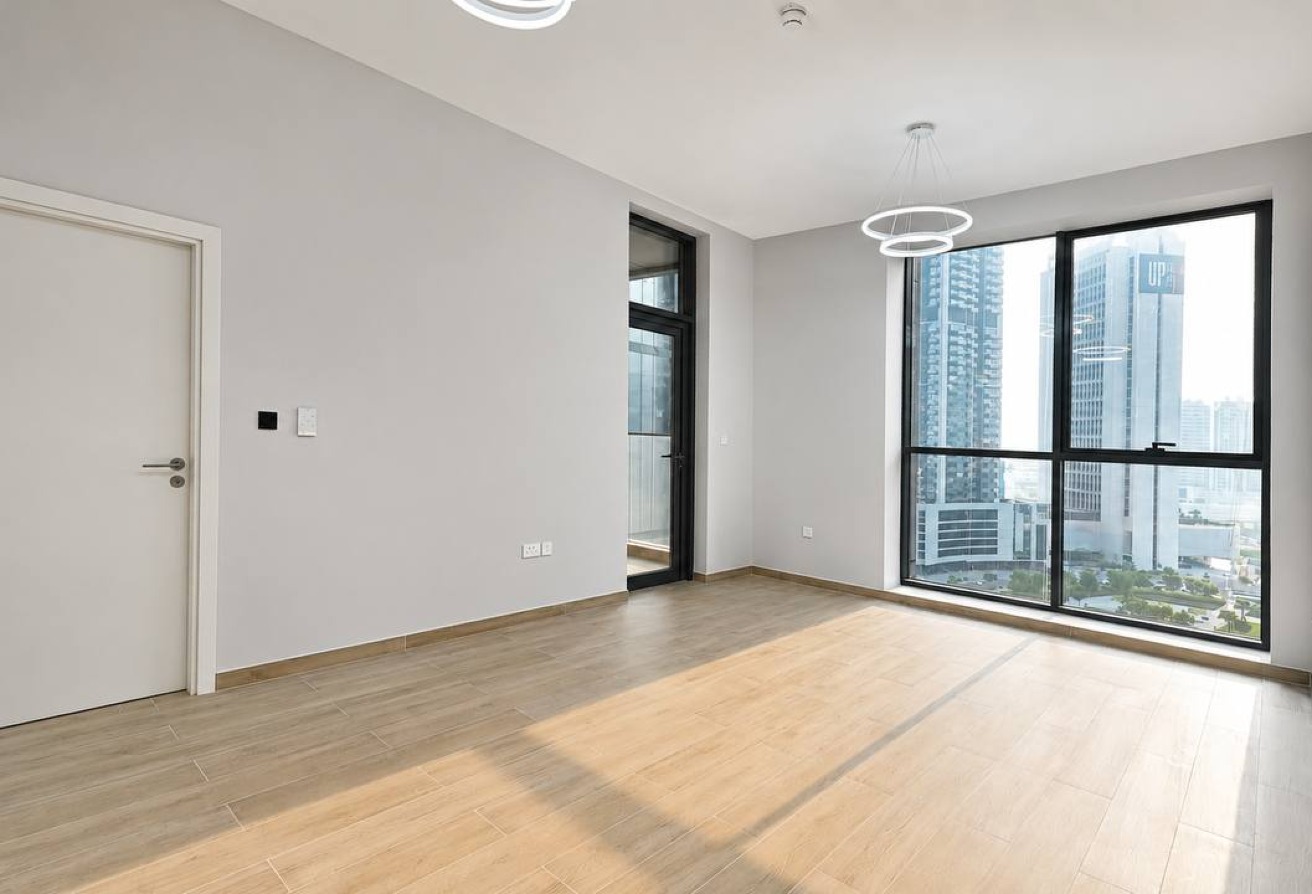Brand New 1-BR | Kitchen Furnished | Ready