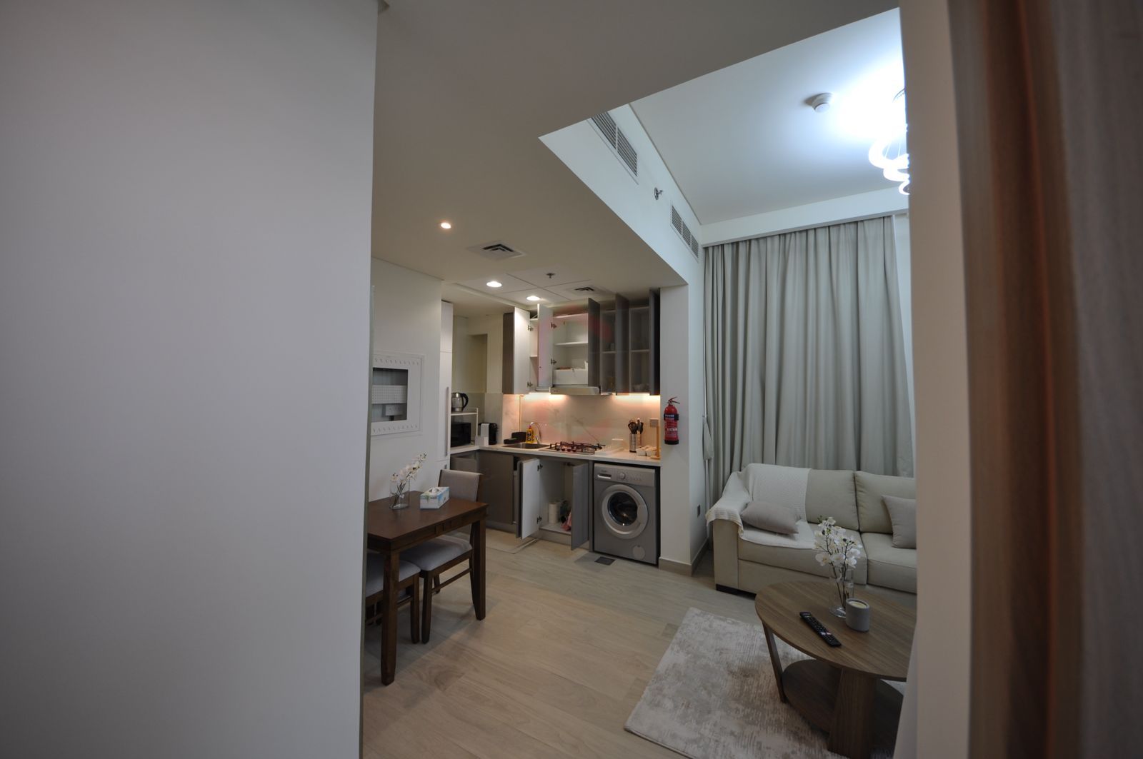 Fully- furnished 1BR | Vacant & Ready| Pool View — 4
