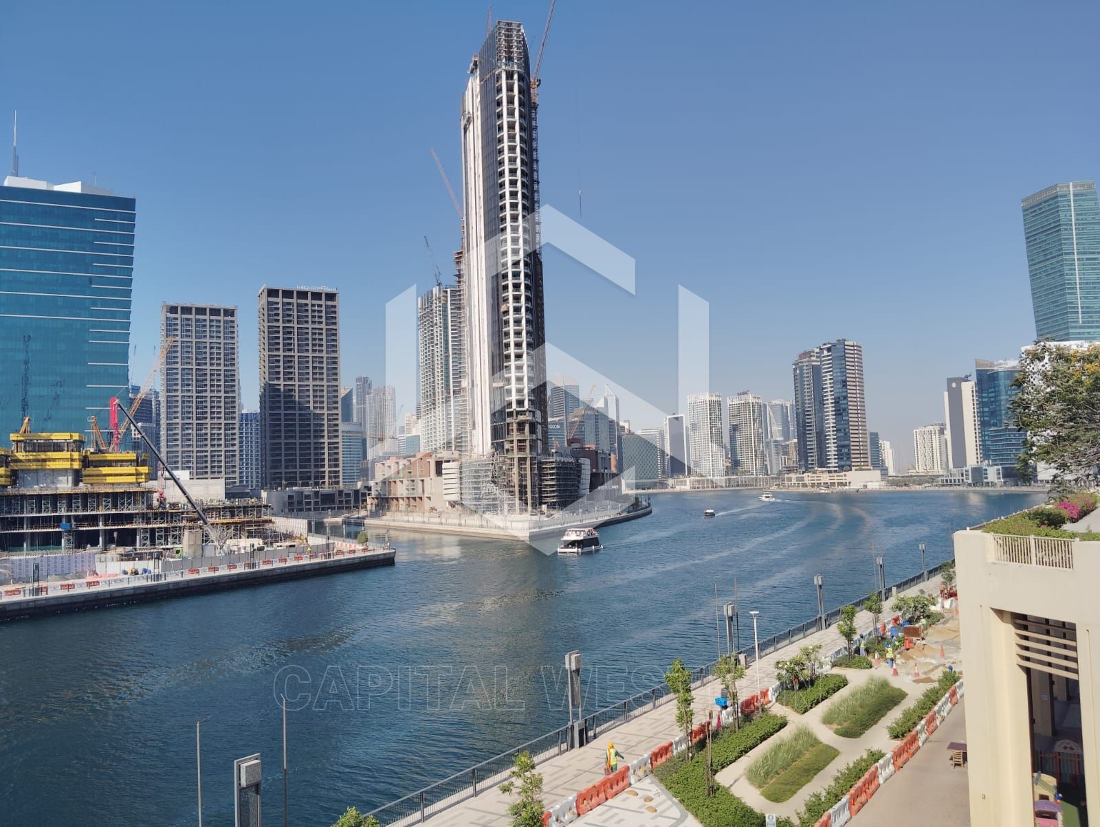 Access To Metro / Partitioned / Fully Furnished — 2