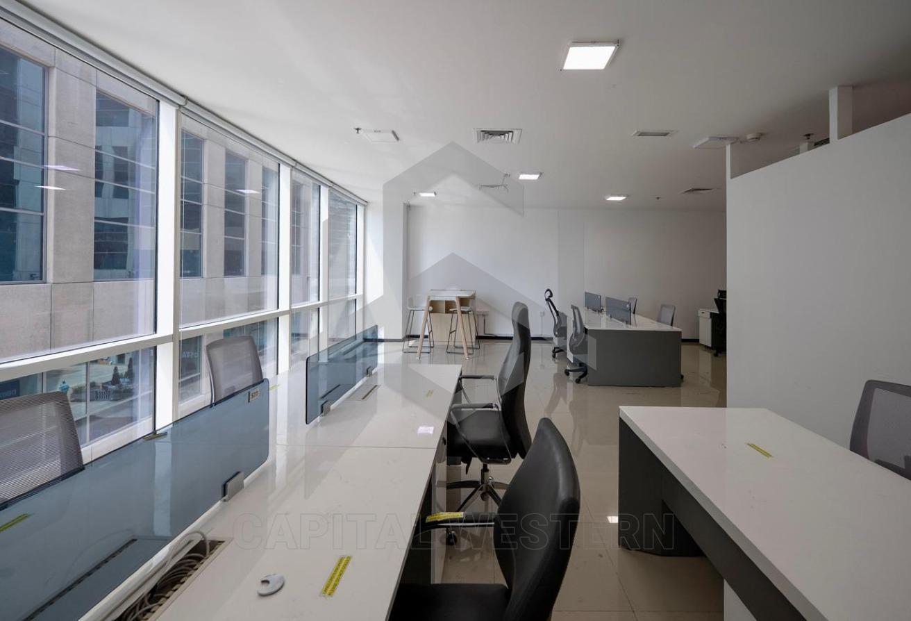 Vacant | Spacious Office | 4 Parking Spaces — 2