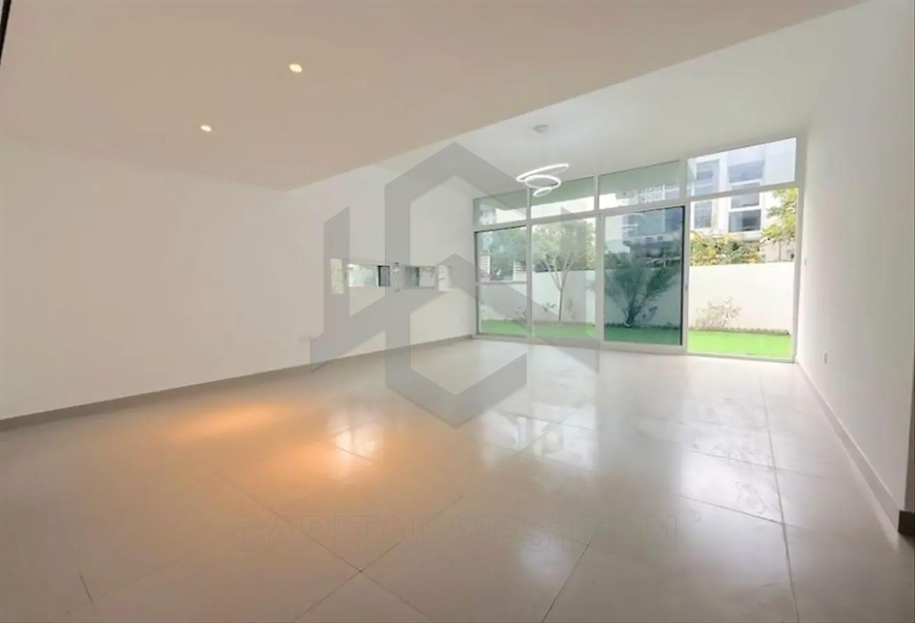 3+Maid's Room | Prime Location | Spacious Layout — 3