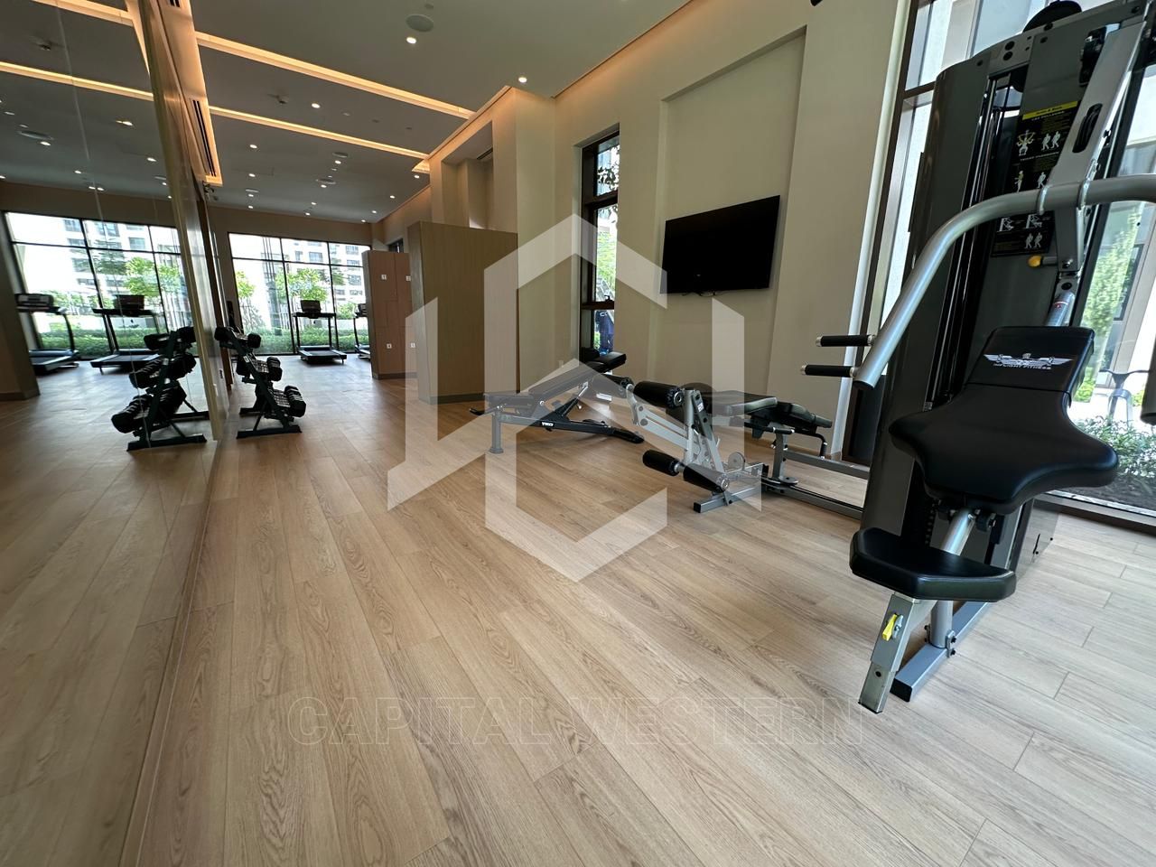 Elegant 3BR + Maid | High Floor | Ideal for Family — 2