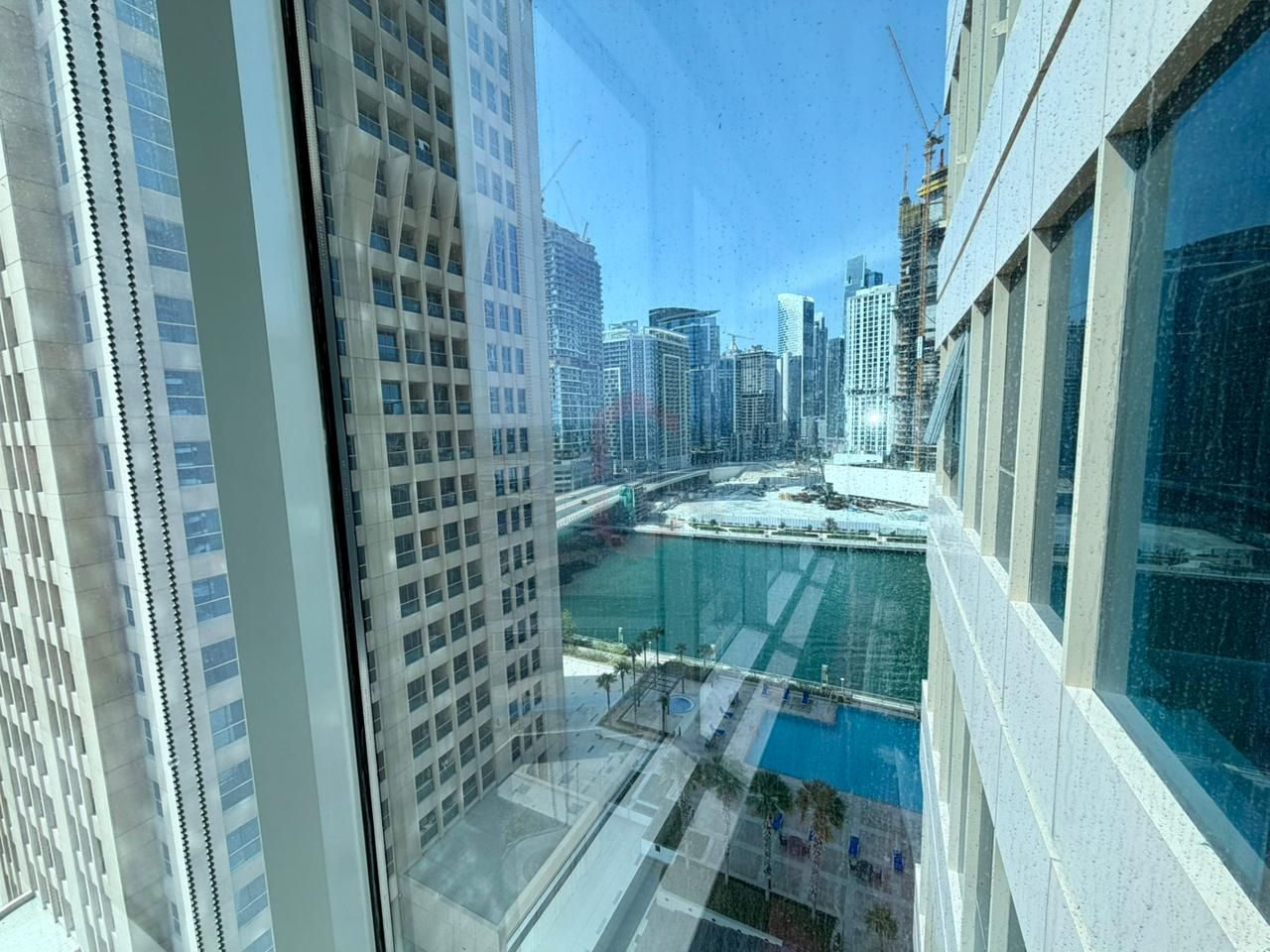Fully Furnished, Best View-Canal & Racecourse View — 4
