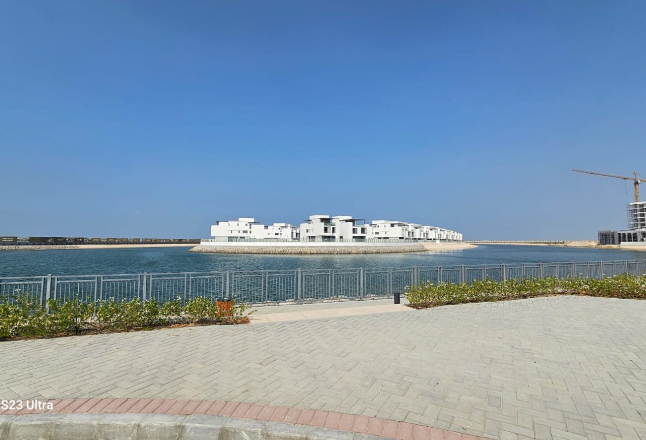 Brand New | Private Beach & Pool | Luxurious — 3