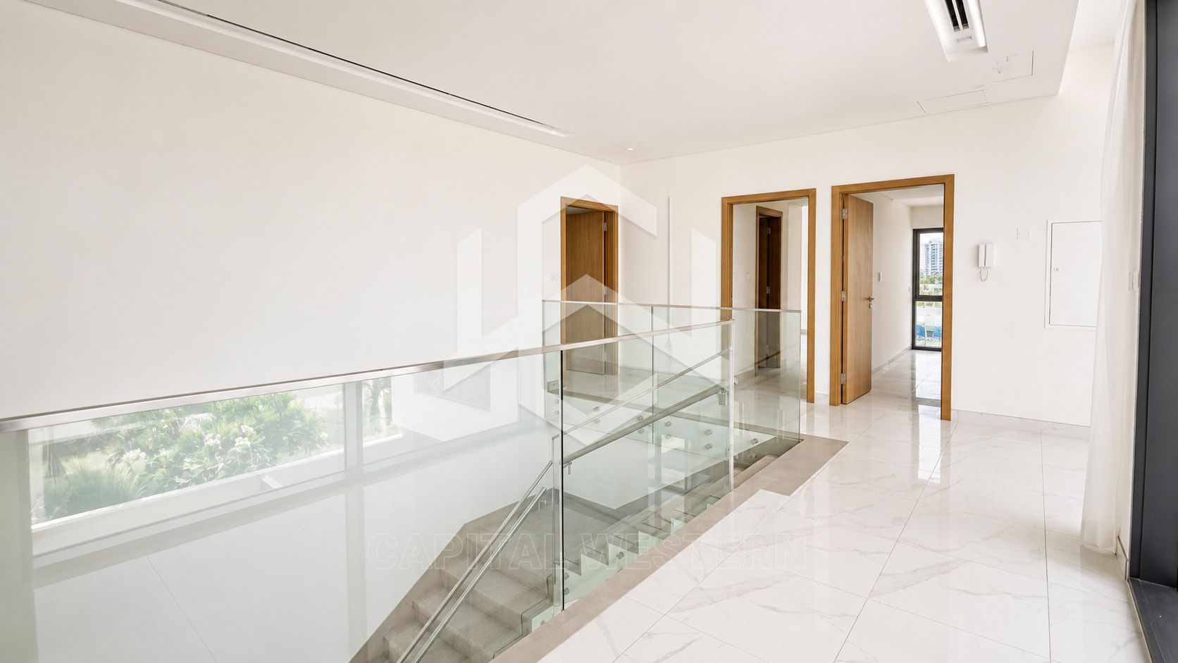 Spacious 5BR Villa | Pool & Garden View | Vacant