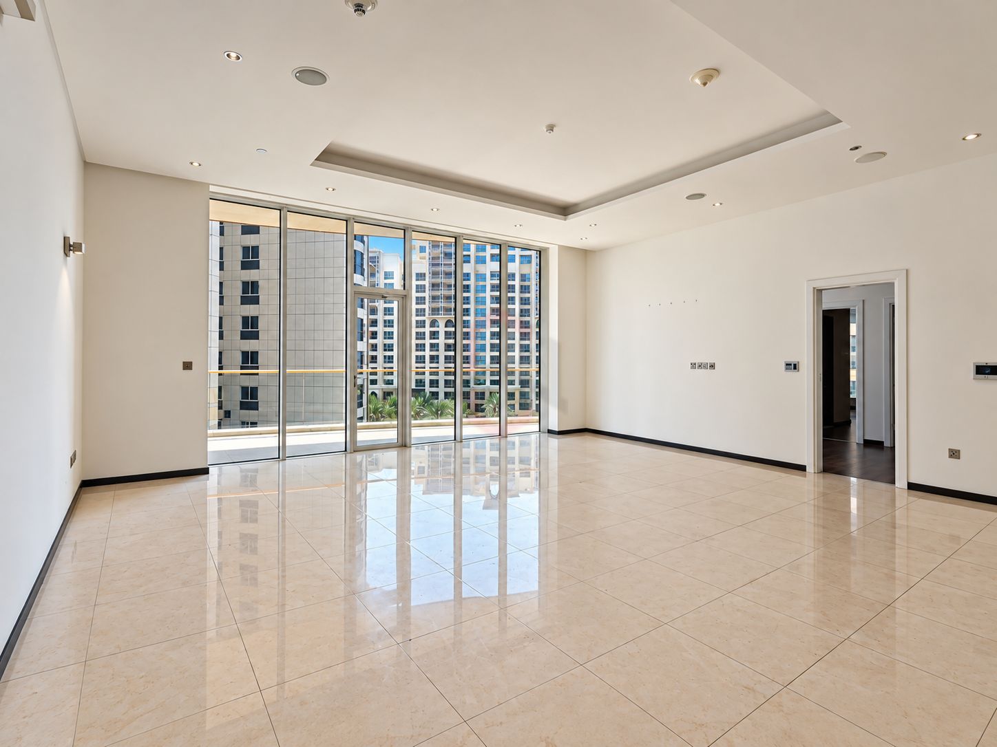 Spacious Layout | Andaz Water | Beach View — 2