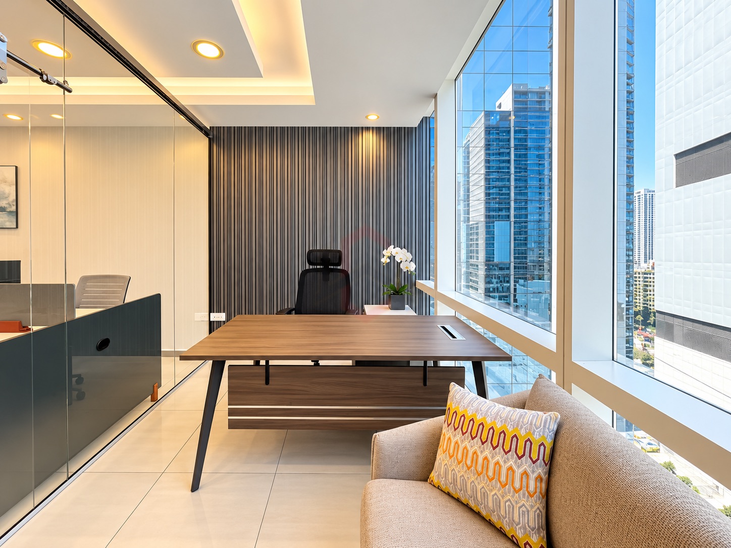 Fully furnished | Vacant | Fitted office | — 3