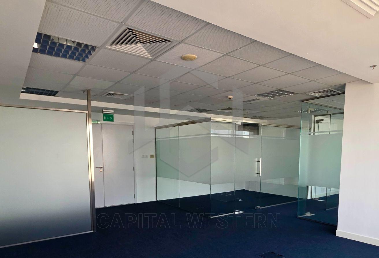 Carpeted | Glass Partition | Grade A | Near Metro — 3