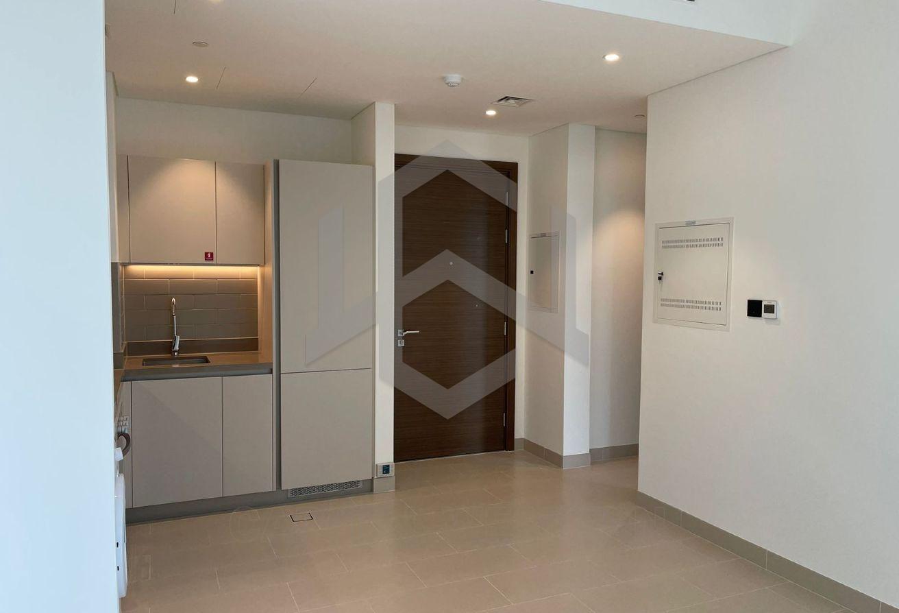 Burj View | High Floor | Unfurnished — 2