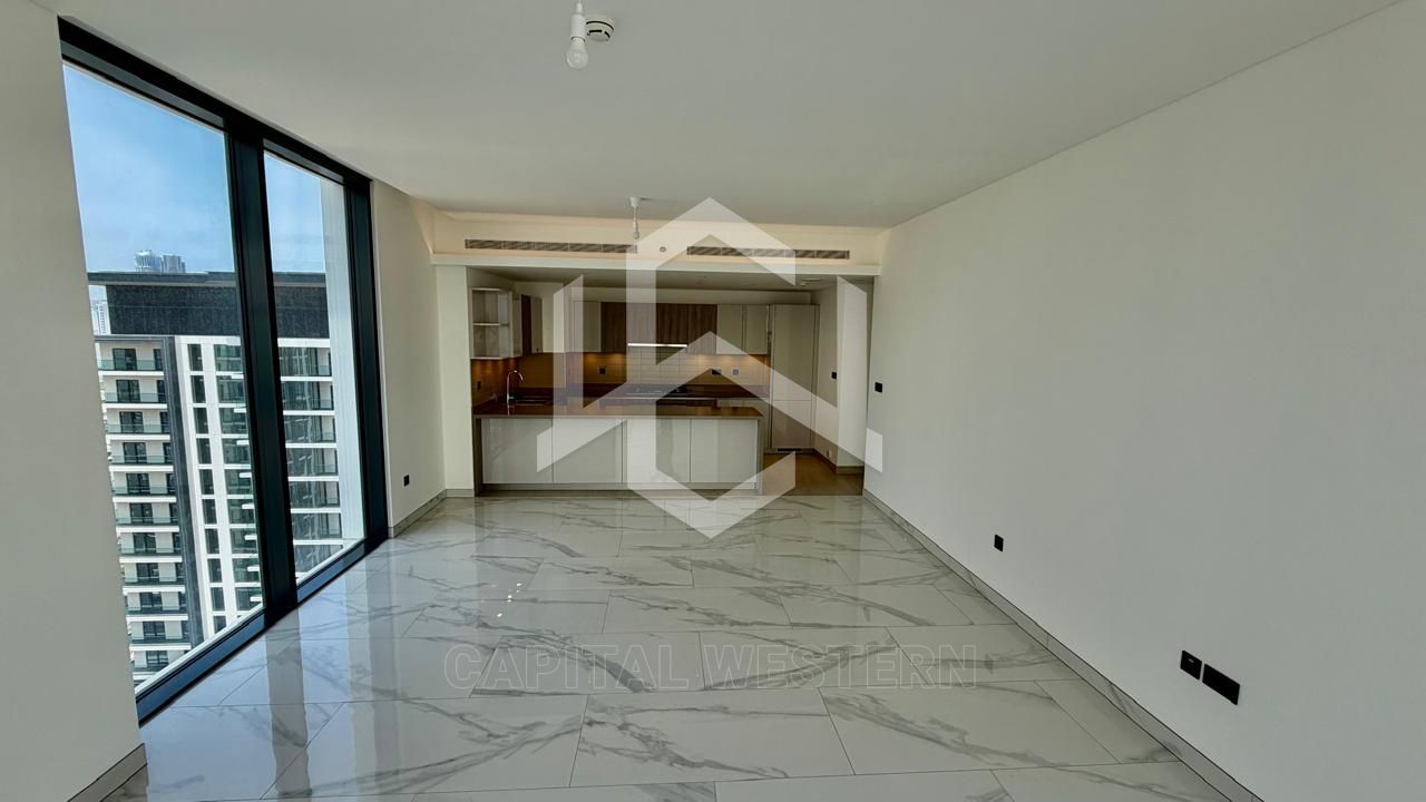 Stunning View | Huge Layout | 3 Bedrooms — 3