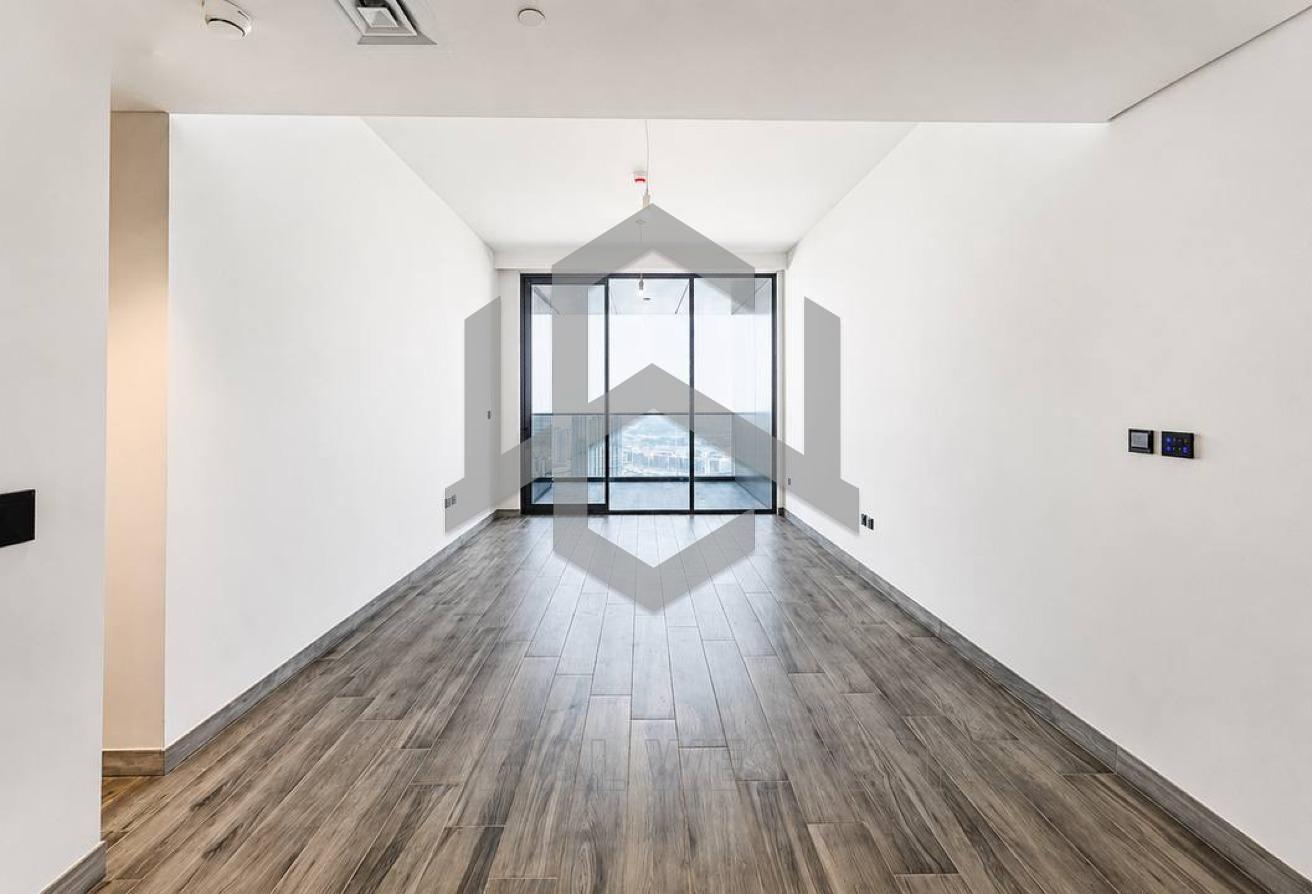Luxury Brand-New Semi-Furnished 2-BR | High Floor