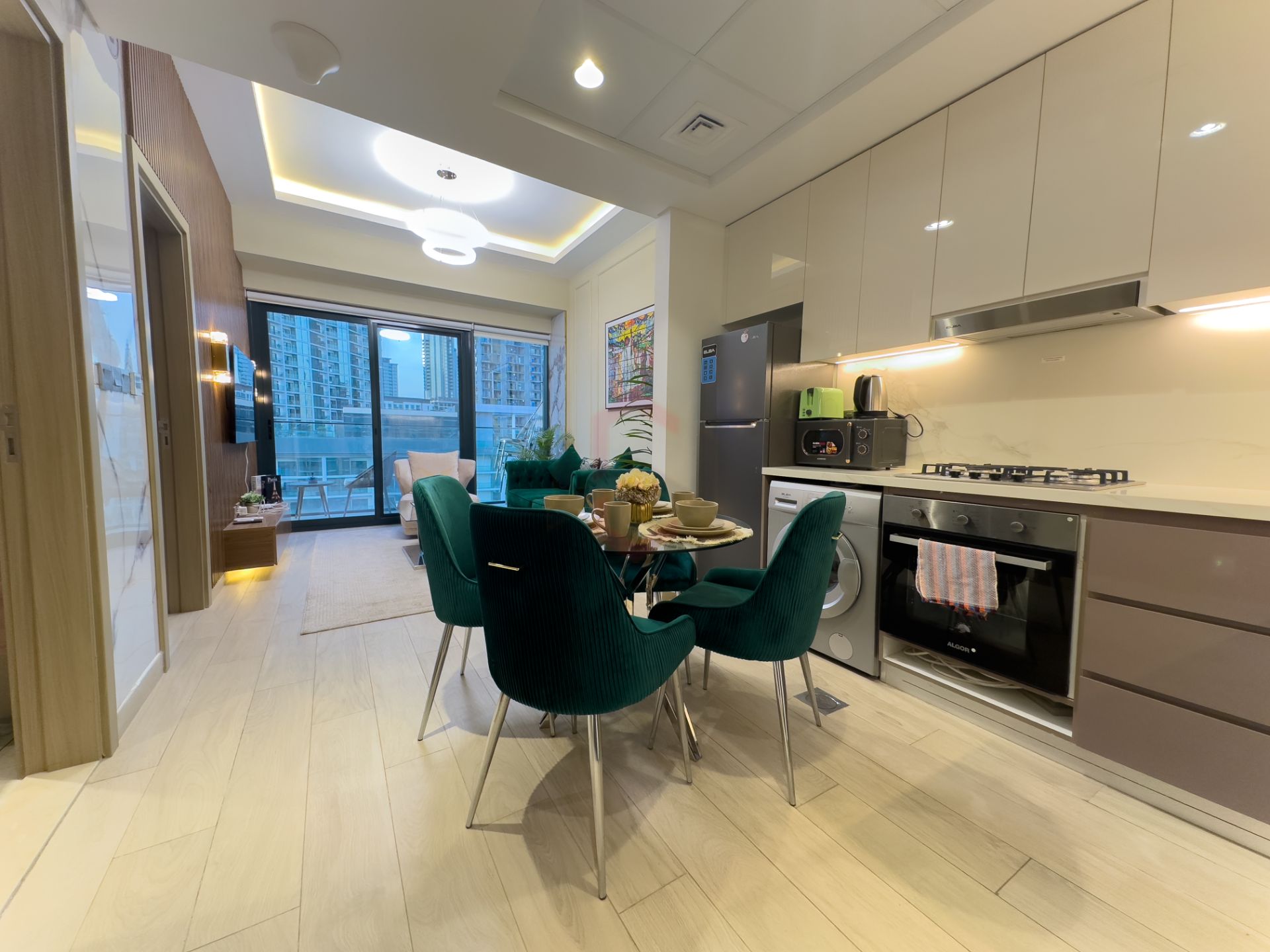 FULLY FURNISHED | LAGOON VIEW | VACANT — 3