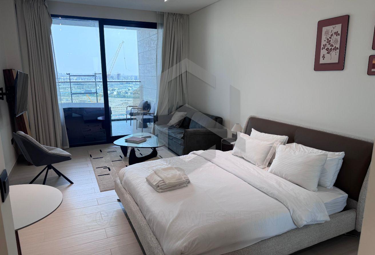 Canal View | Furnished | Private Jacuzzi | Ready