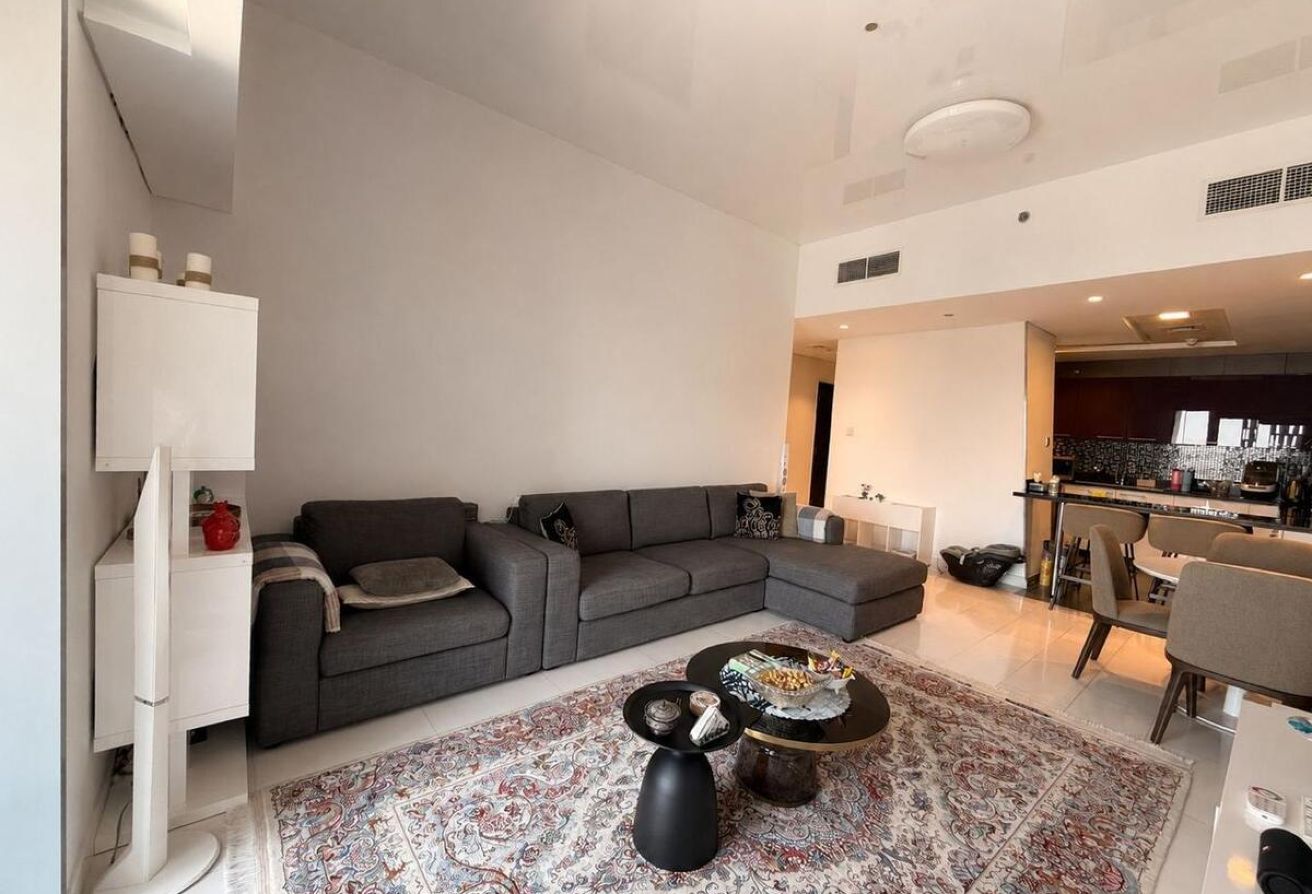 1BR IN CAYAN TOWER | SEA VIEW | HIGH FLOOR — 2