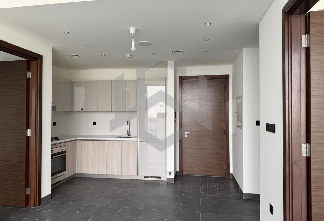 Pool View | 2 Bedrooms | Ready to Move — 4