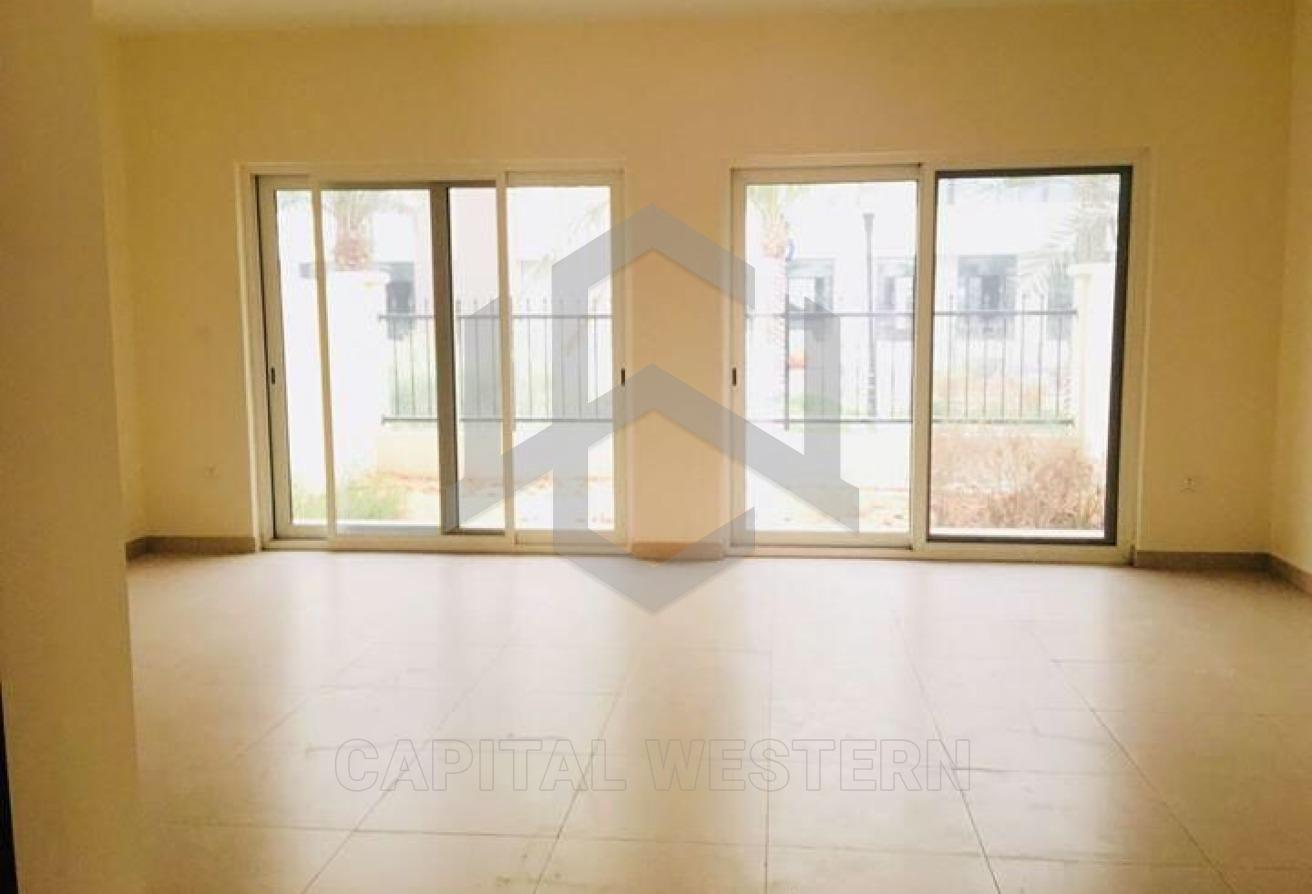 Corner Villa | Private Garden | Spacious Layout