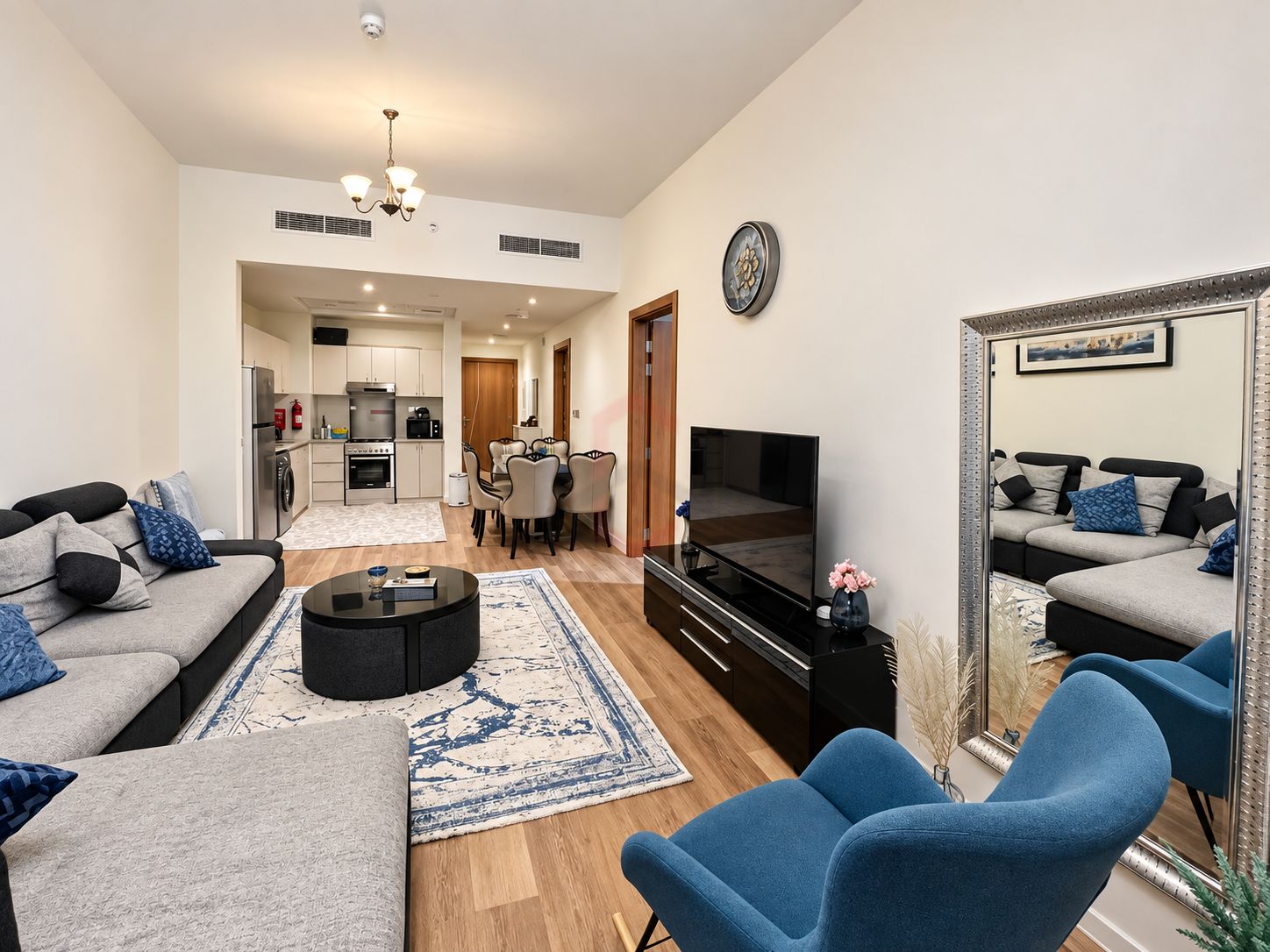 Spacious 2Bedroom I Full furnished I Canal view