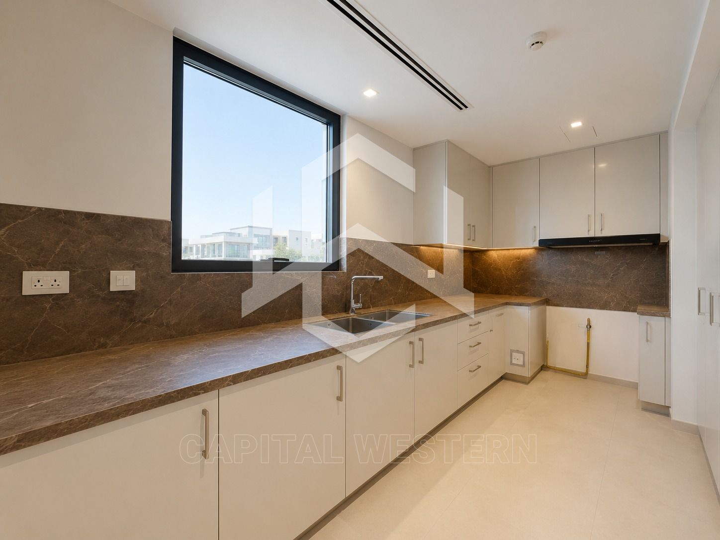 Brand New | Luxurious 5BR Villa | Spacious — 3