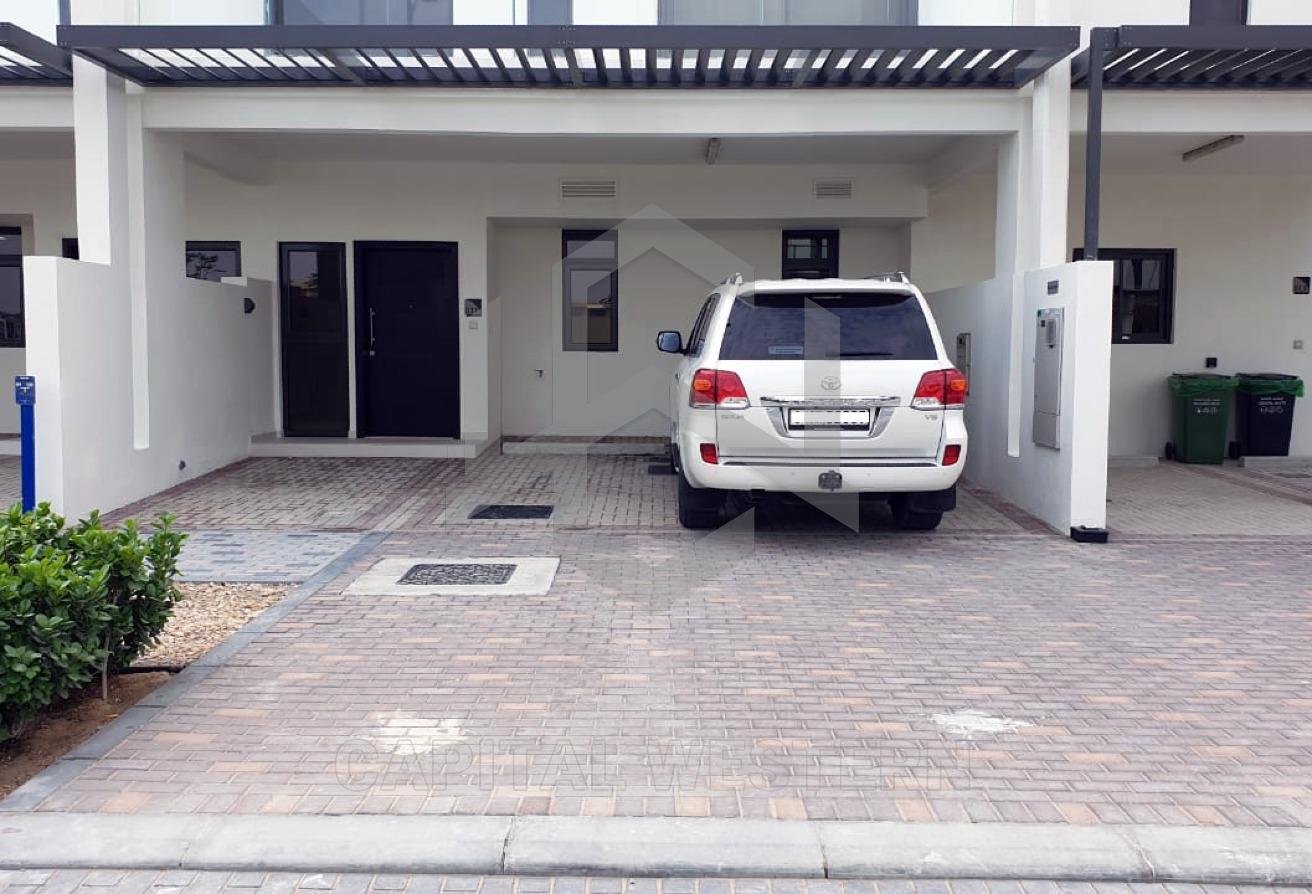 Best Price | Single Row Townhouse | Ready to Move — 2