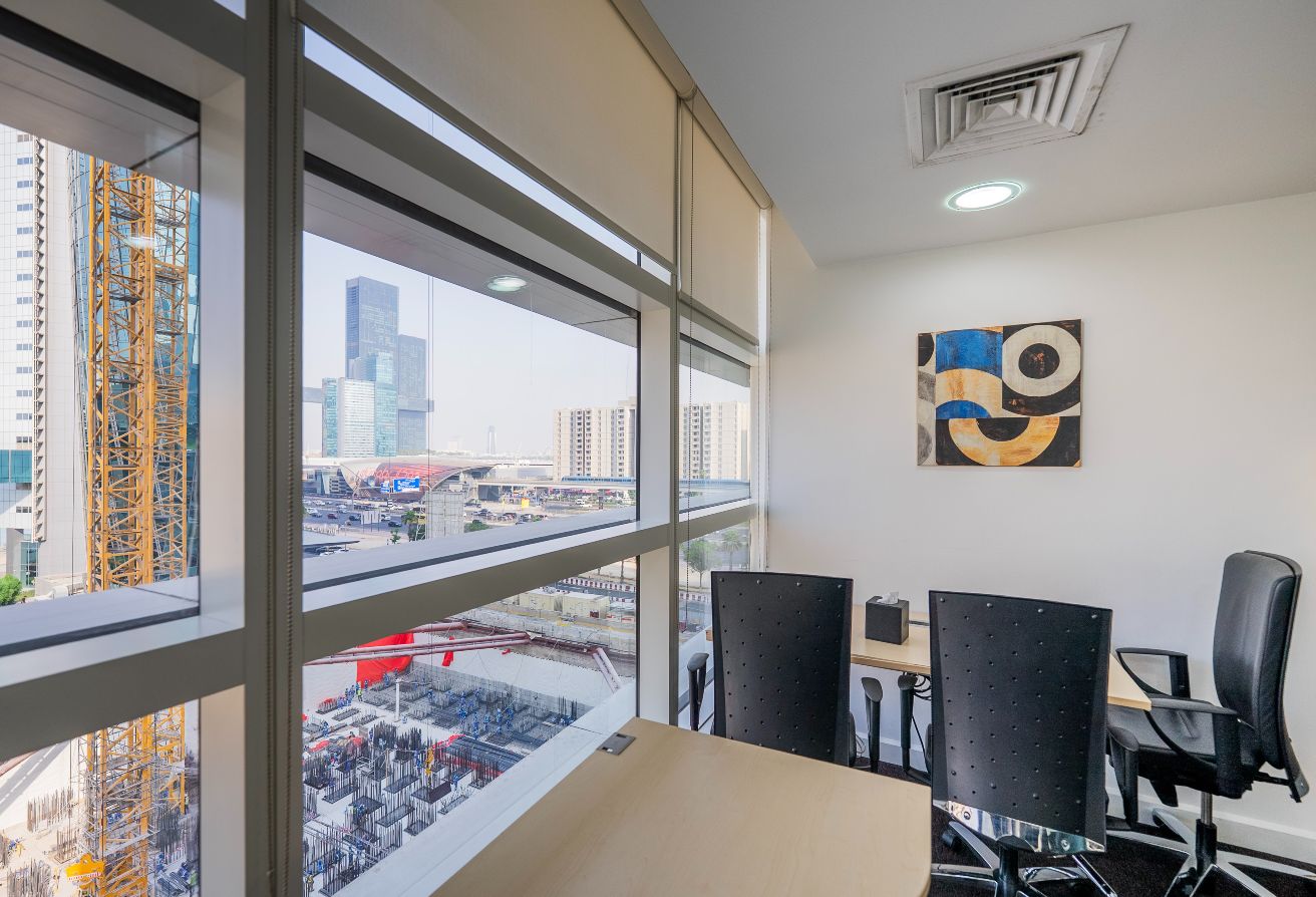 Business Center | Bills Included | Prime Location — 2