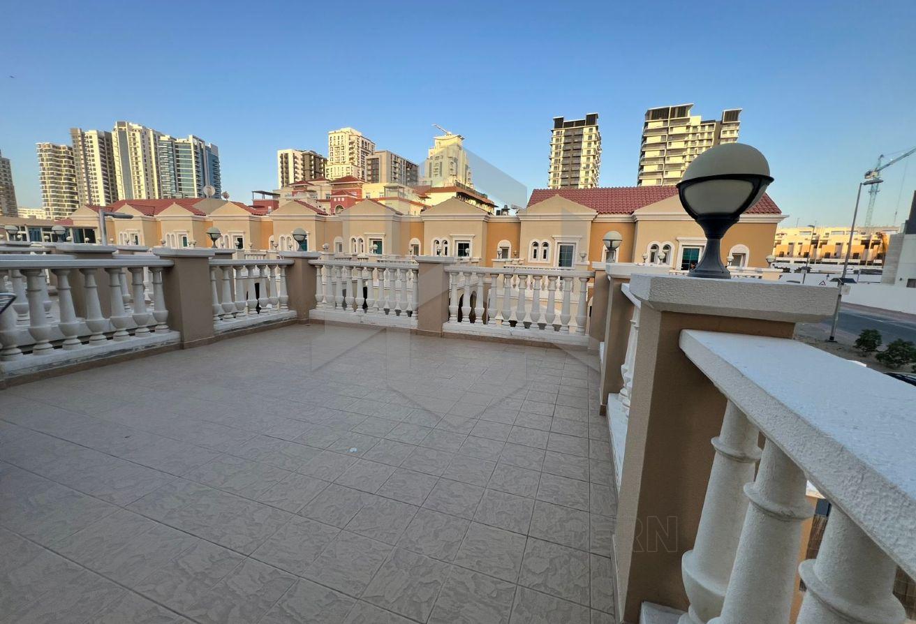 UNFURNISHED 3BR+M | PRIVATE GARDEN | CORNER UNIT — 4