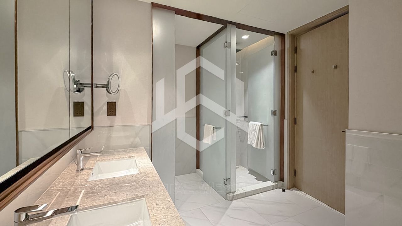 Elegant 3BR | Premium Finishes | Creek Views — 3