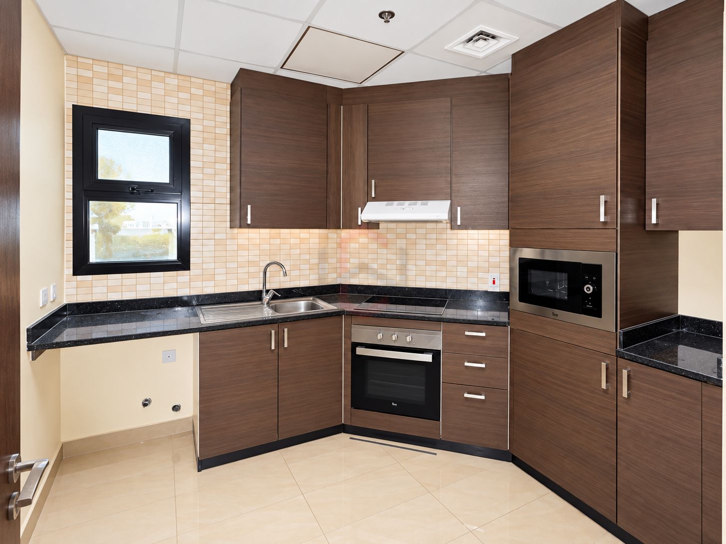 Semi-Furnished Studio with Large Balcony — 4