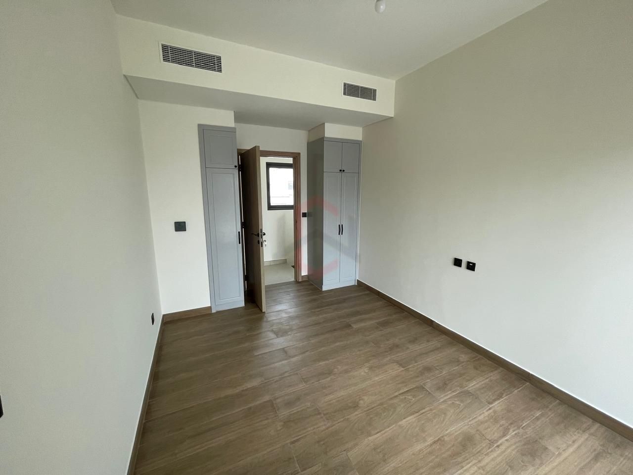 Large Corner | Vastu | Close to Lagoons | Ready — 3