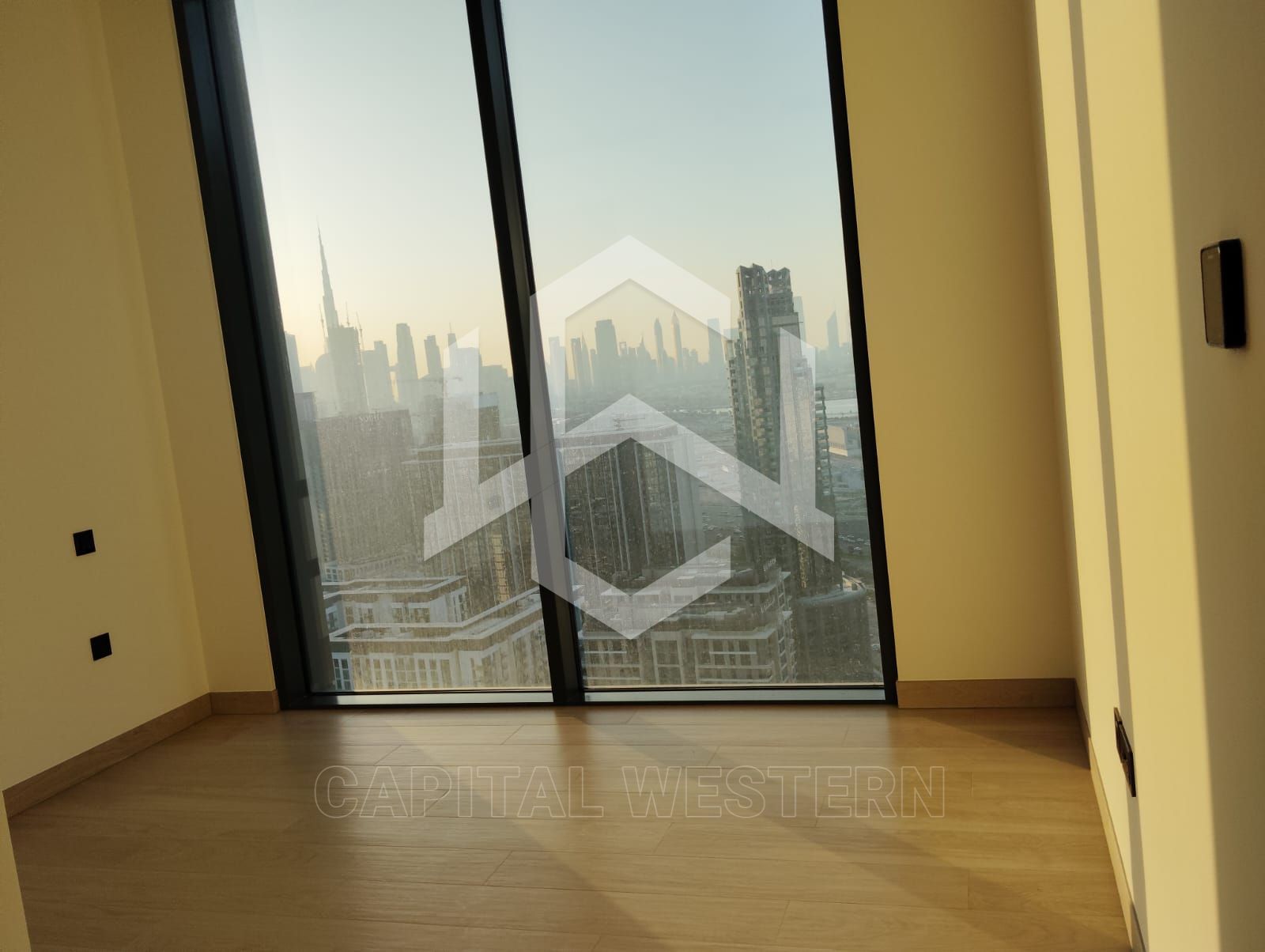 High Floor | Ras Al Khor View | 3 Bedrooms — 3