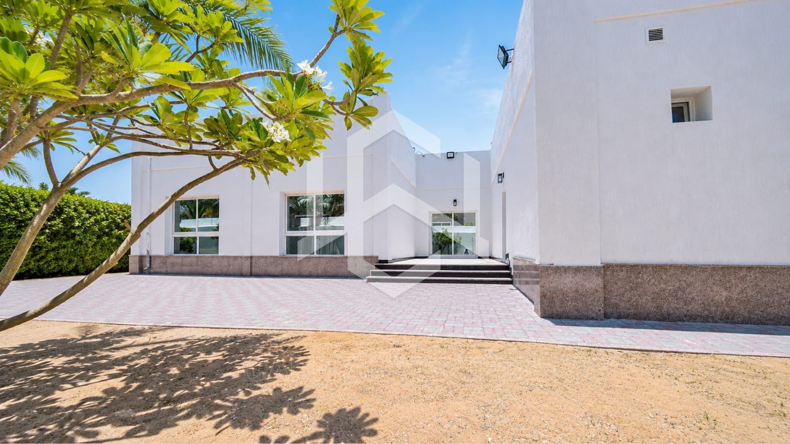 3 Bedroom Villa + Maid's Room + Majlis — 4