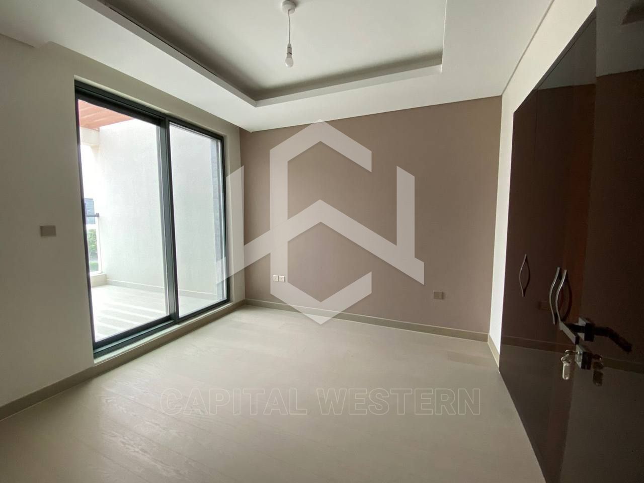 Golf & Lake View | 4BR + Maid + Gaming Room — 3