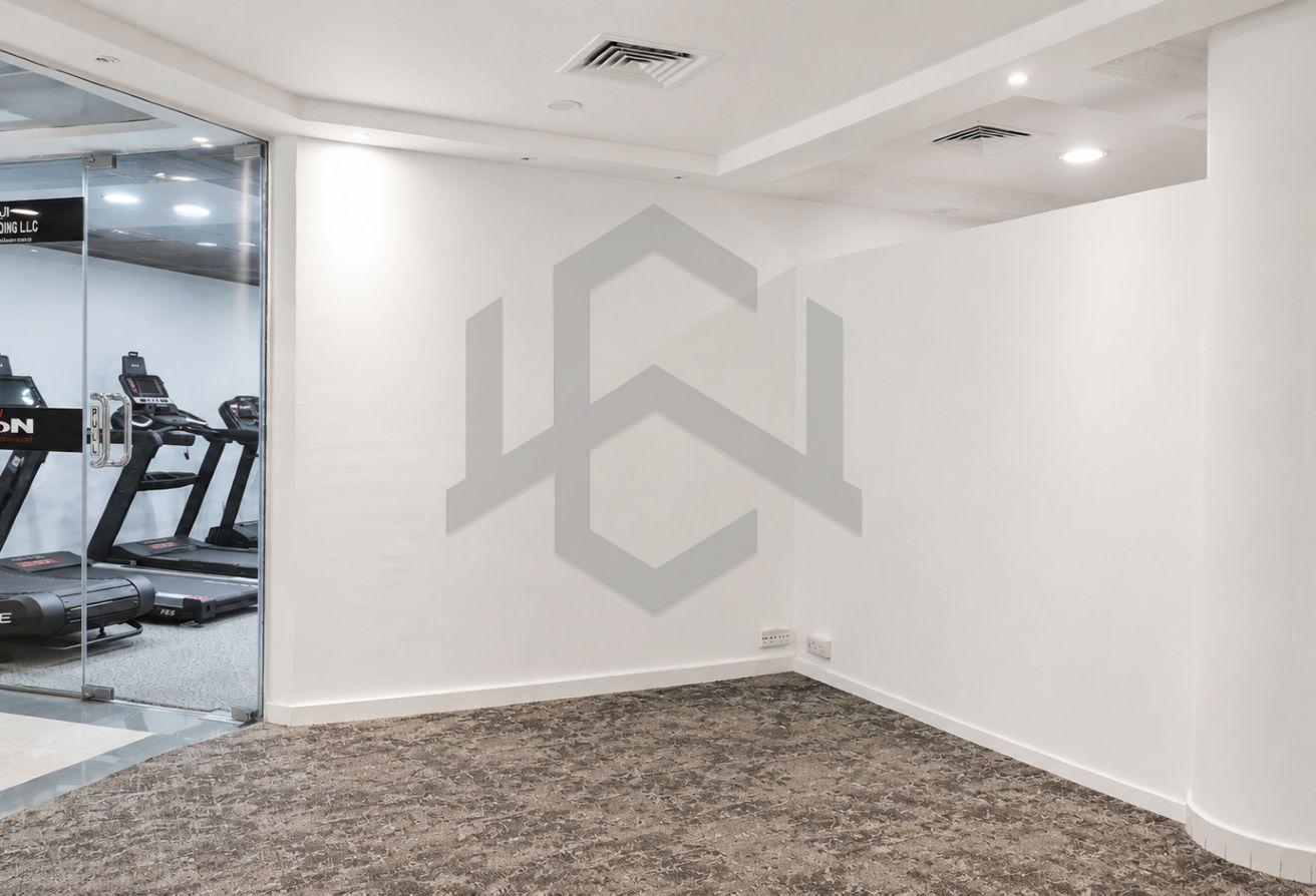 Fitted Retail Shop | 3,000 SqFt | Pyramid Centr — 3