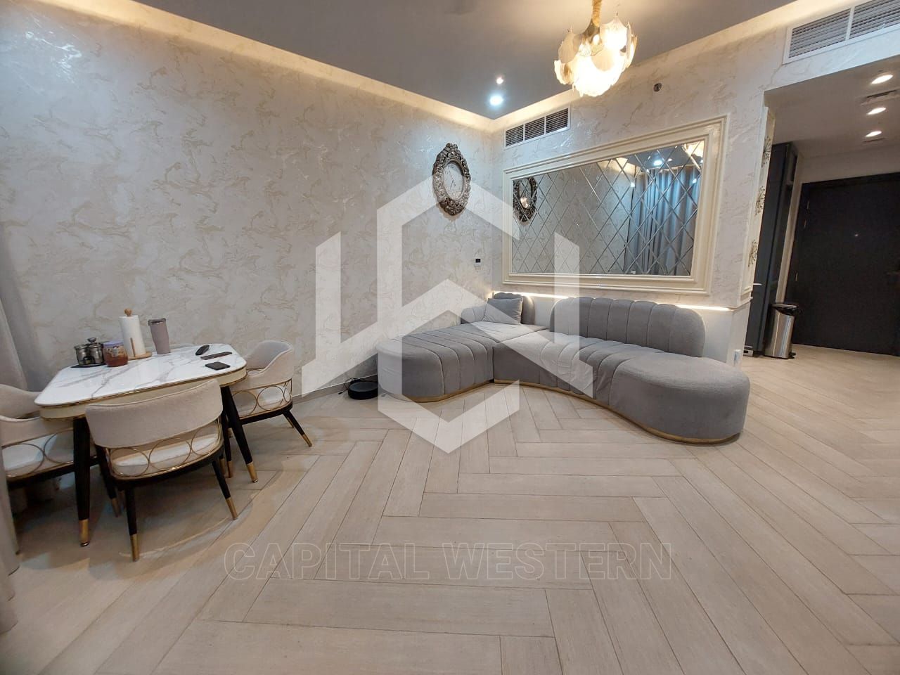 Upgraded Unit | High Floor | Prime Location — 3