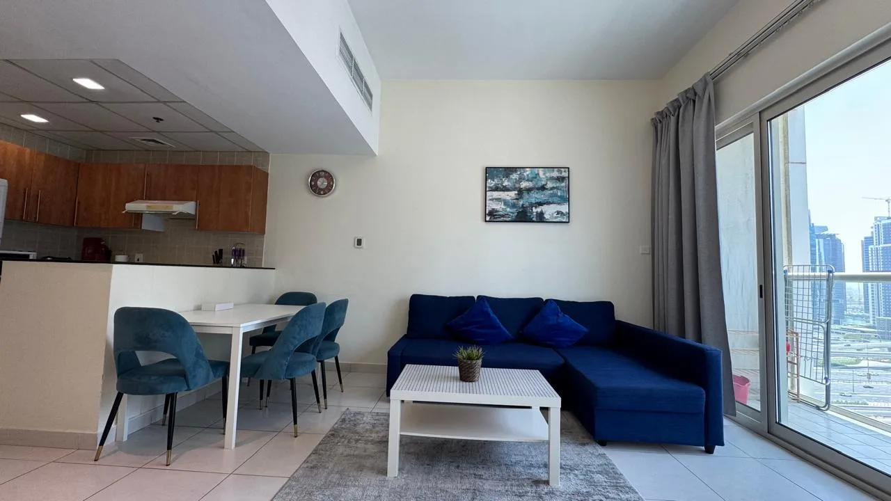 FURNISHED | LAKE VIEW | READY TO MOVE — 2