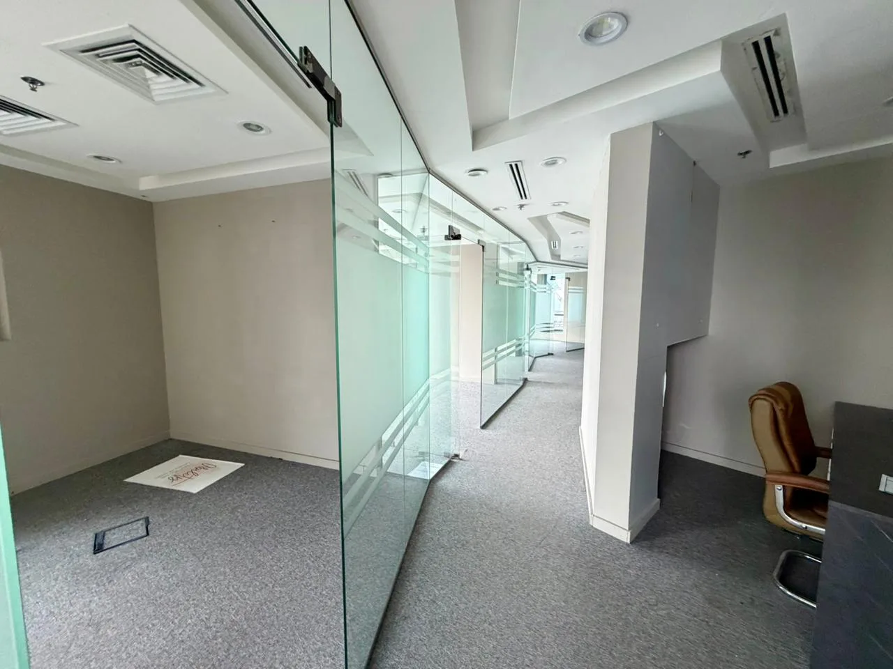 High Floor | Prime Business Location | Vacant — 4